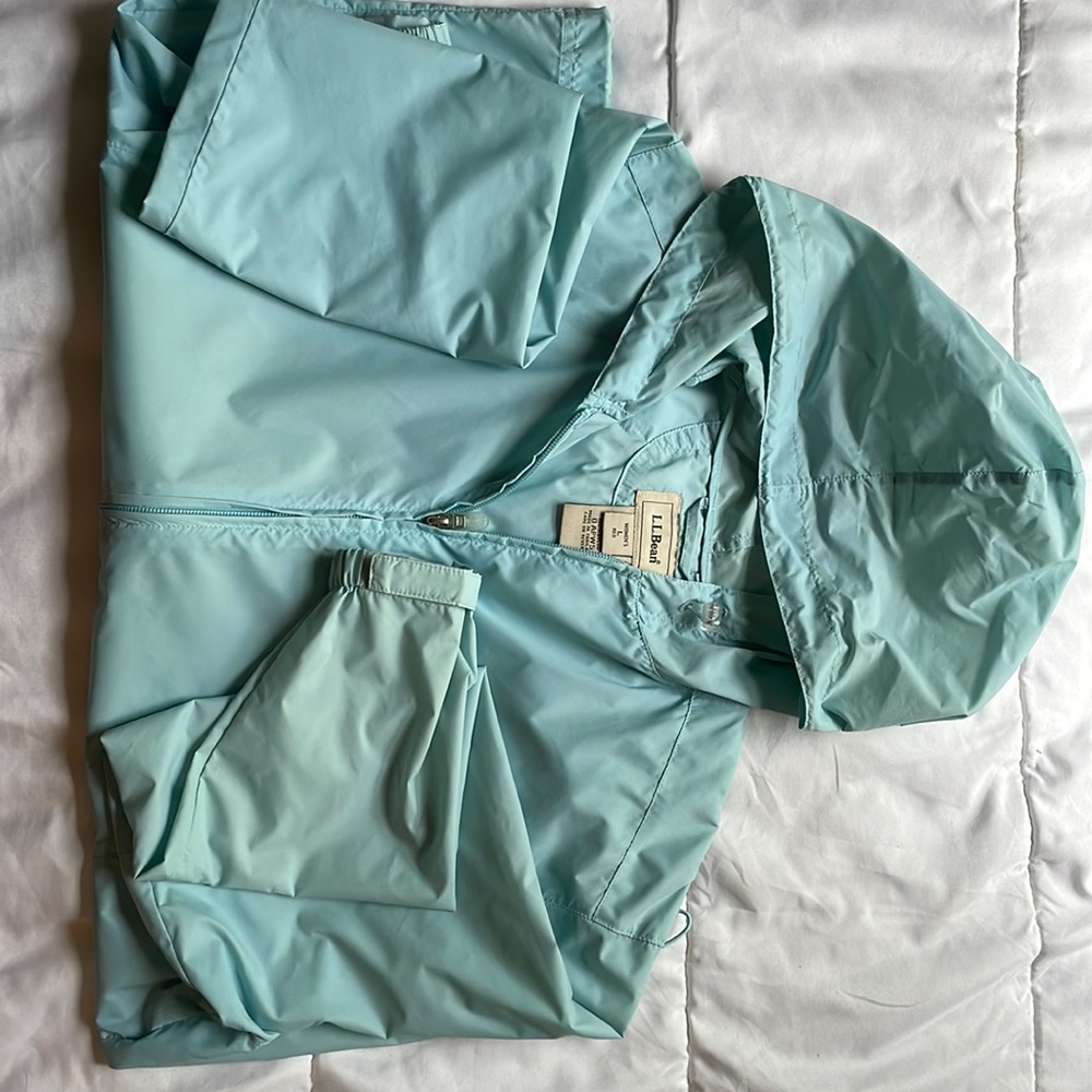 Llbean wind breaker